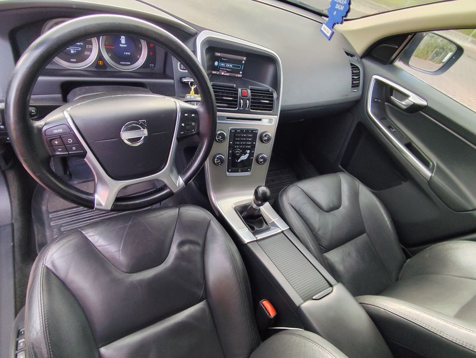 Sprzedam VOLVO XC60 2.0 163KM 2012