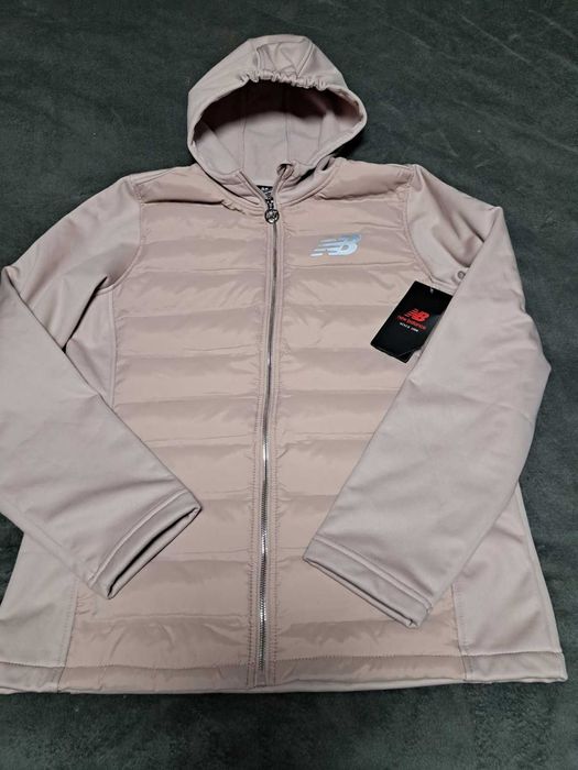 США Куртка жіноча New Balance Softheal торг розмір М