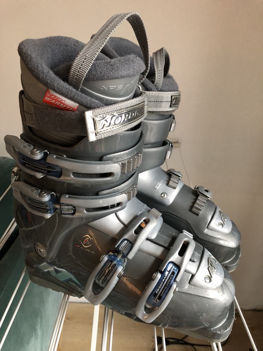 Buty narciarskie damskie Nordica Easy Move 8 r 260-265 mm