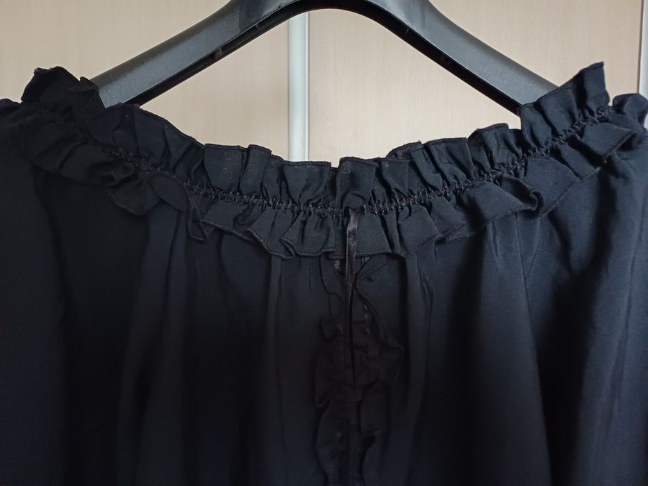 Czarna hiszpanka Carolin Vanity