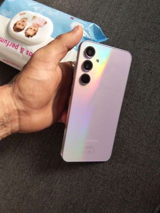 Samsung a55 5G violeta