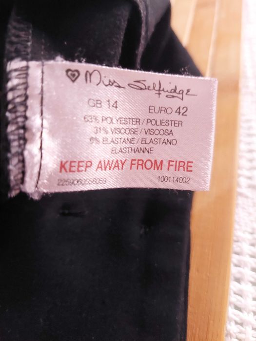 Spódnica damska Miss  Selfridge rozmiar 42