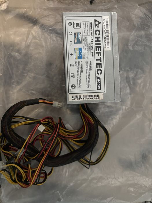 Блок питания chieftec 600w 80+