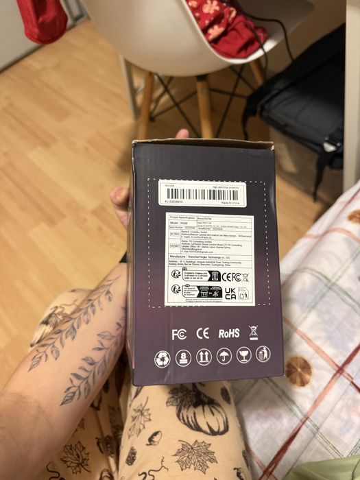 Projektor LED – model YK200