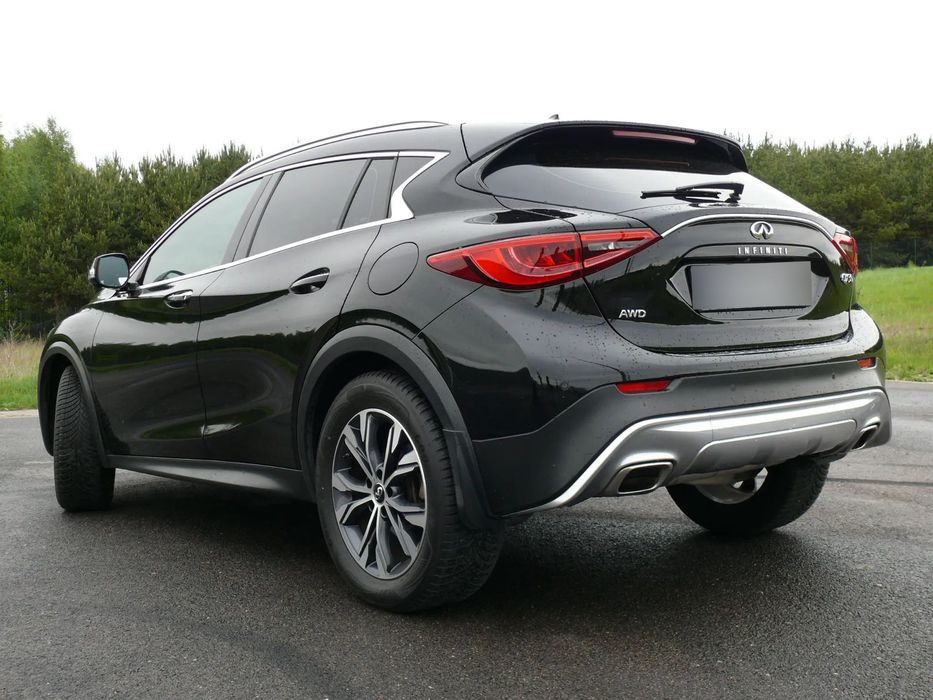 Infiniti QX30 Infiniti QX30 2.0t (211kM), AUTOMAT, 4X4, PANORAMA, BOSE,