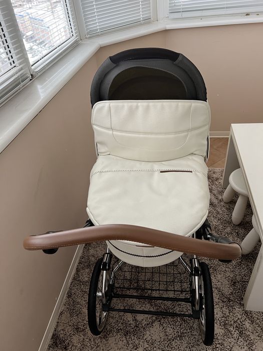 Коляска Navington Caravel