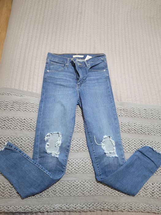 Spodnie damskie Levis