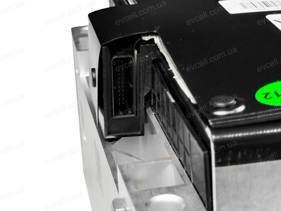 Акумуляторний модуль 29.52V на 6.67kWh – 8S1P, 226Ah, Li-ion – BYD