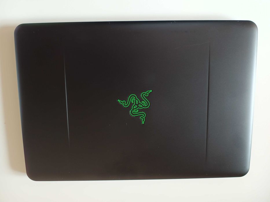 RAZER Blade 14 RZ09-0195 i7-7700HQ 16Gb GTX1060 6gb 60Hz