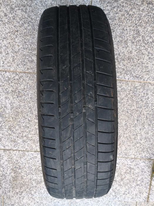 Pneu Bridgestone Turanza Eco 185 55 r15 em bom estado