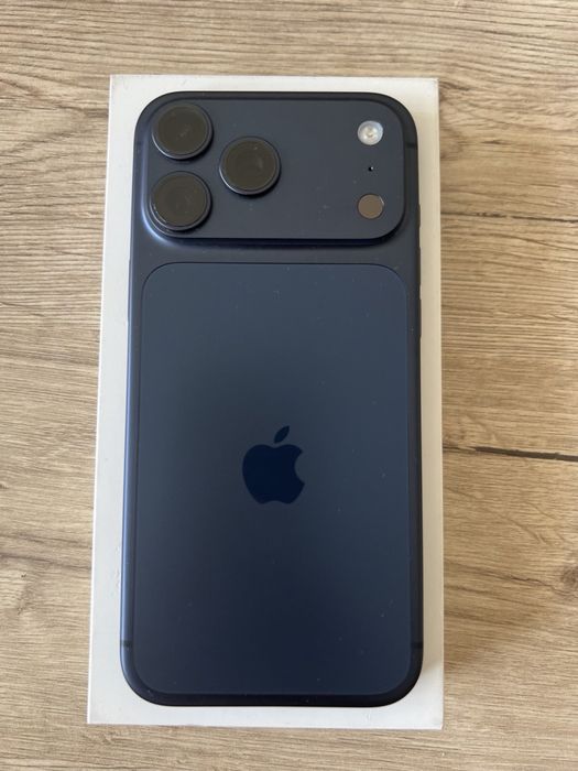 IPHONE 17 pro max 1tb