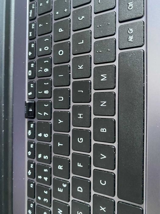 Huawei MateBook D15 – Potência e Estilo por um Preço Imperdível!
