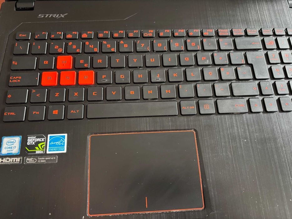 Portátil Gaming Asus ROG Strix GL502VY I7 com rato e mochila ROG