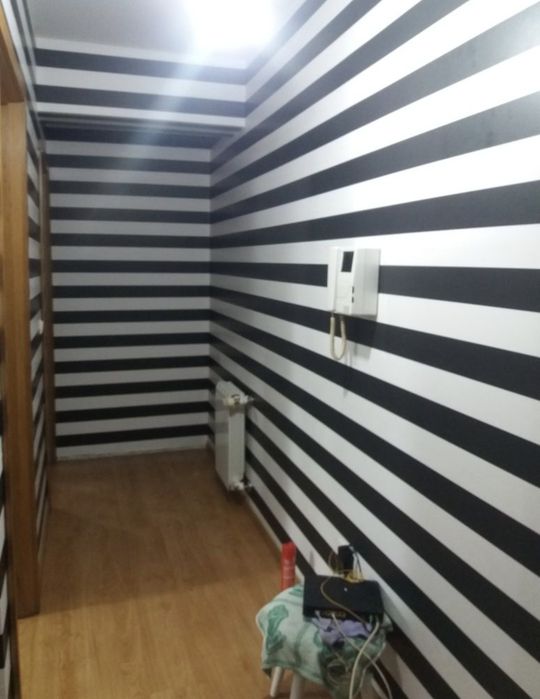 Pintura,  colocação de papel de papel e pladur