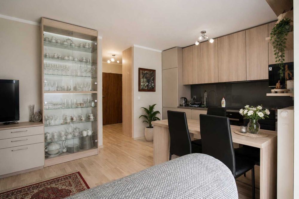salon z kuchnią+ 2 sypialnie na parterze z ogródkiem ul. Wielickiej 57H. - Widok 3