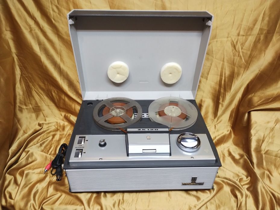 Magnetofon zk 120