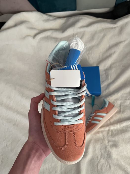 Adidas Spezial.
