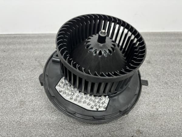 Motor da chauffage / sofagem VOLKSWAGEN Golf VIII (CD1)
