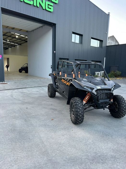 Polaris RZR 1000 XP4