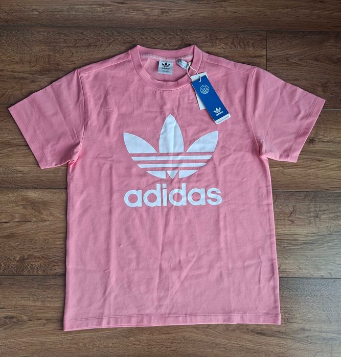 T-shirt damski Adidas nowy