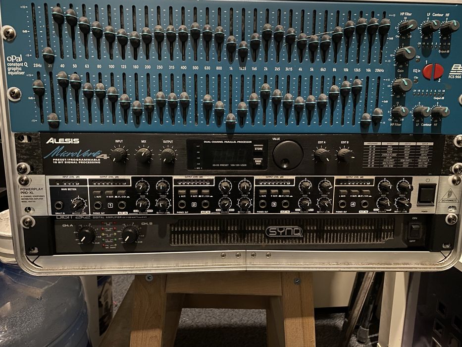 Processador de voz Alesis