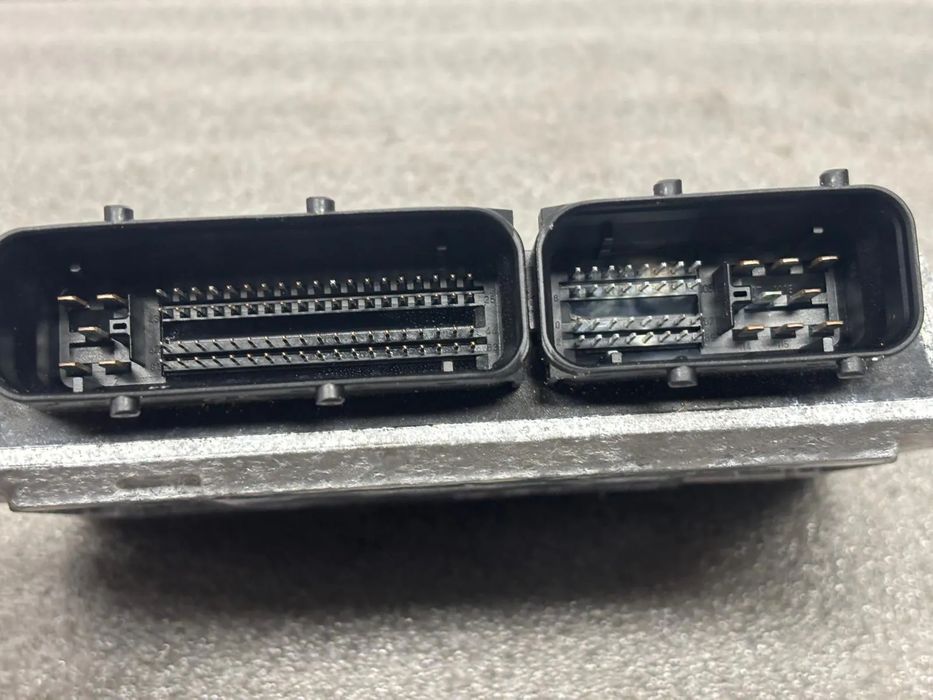 Centralina motor / ECU AUDI A4 Avant (8E5, B6)