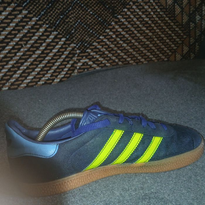 Adidas  gazelle  40р