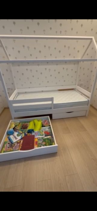Продам детскую кровать