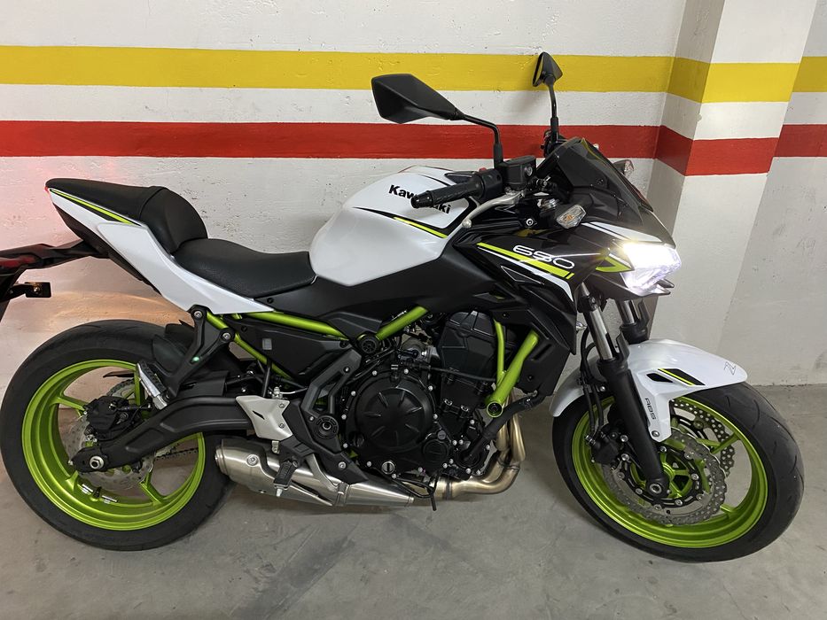 Kawazaki Z 650 Vendo sem documentos