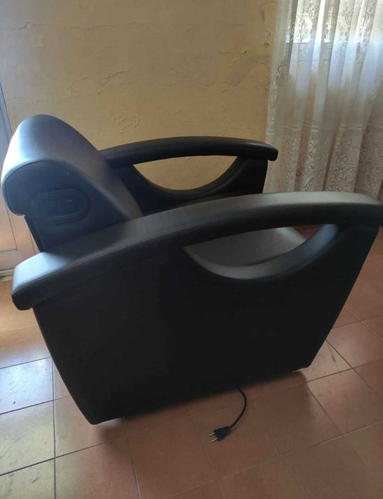 Cadeira de barbeiro e rampa de lavagem