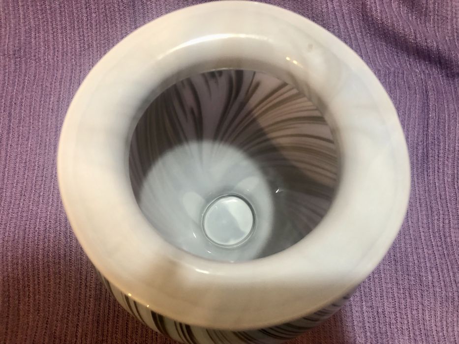 Ваза кольорове скло сучасна, дуже гарнв