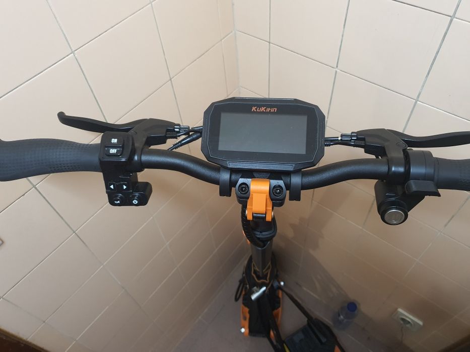 Troco por kukirin g4