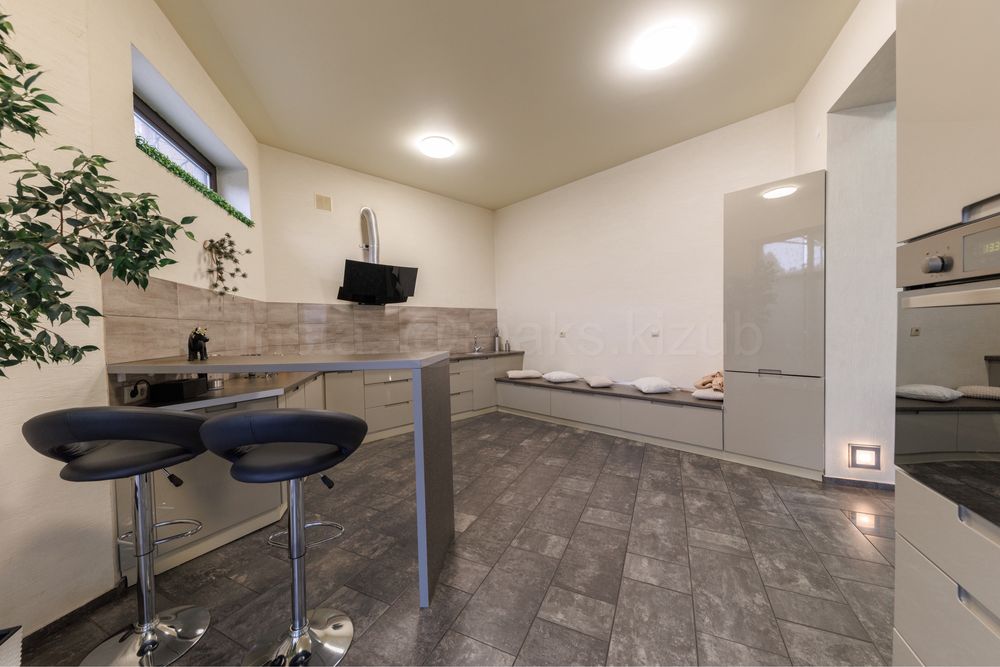 Продаж будинку з газом/Ужгород/380 м2/Без комісії