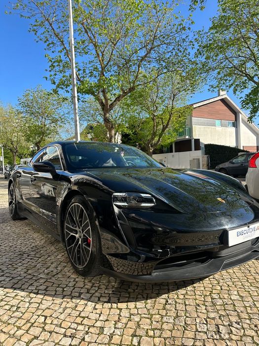 Porsche Taycan 4S