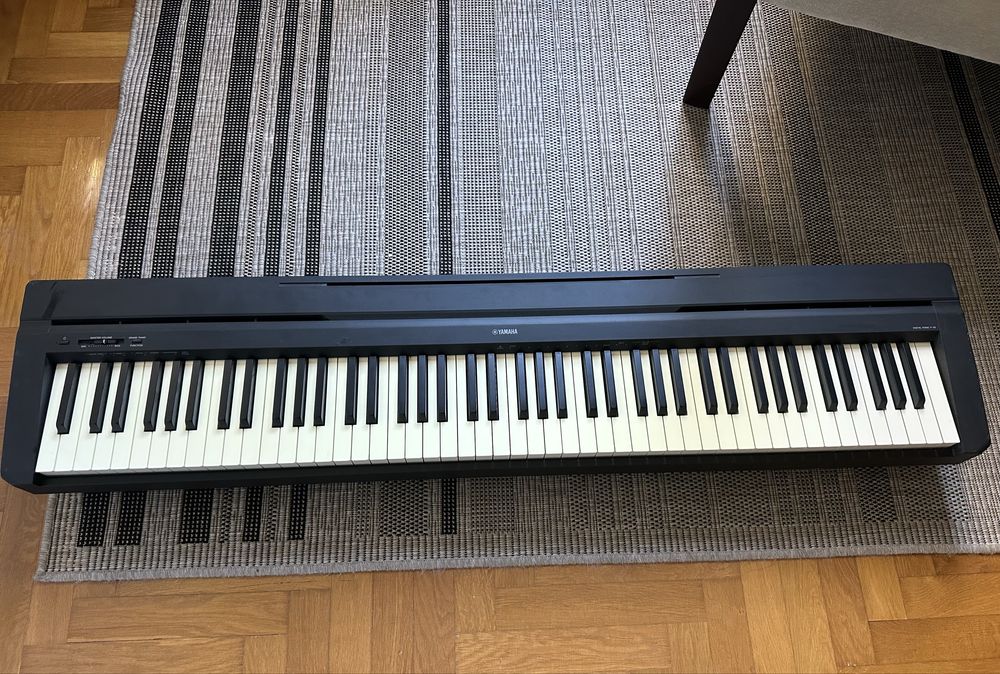 Piano eletrico Yamaha P-45