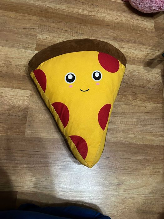 poduszka pizza sinsay