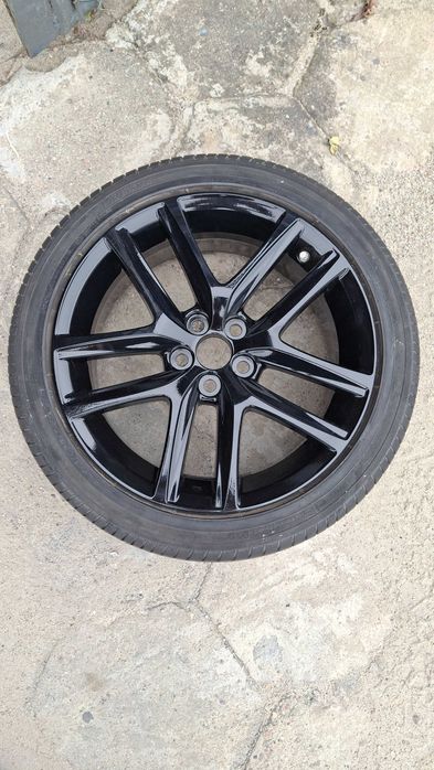 Koła felgi Lexus CT 200H 7J ET45 17" 215/45/17-Opony Yokohama
