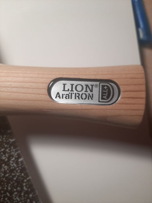 Deska rakietka do tenisa stołowego AraTRON