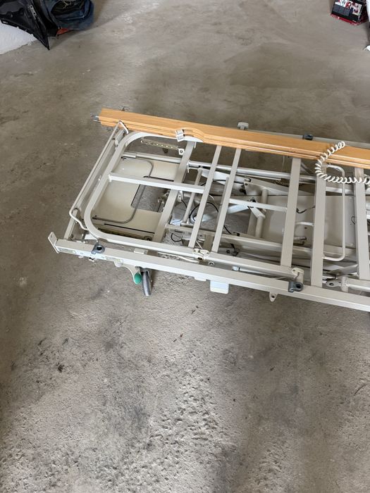 Cama hospitalar eletrica