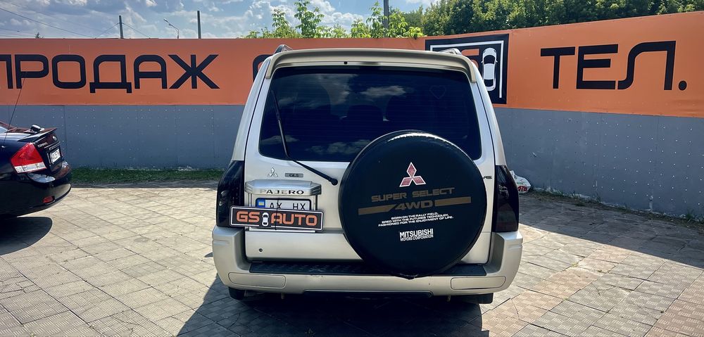 Mitsubishi Pajero Wagon
