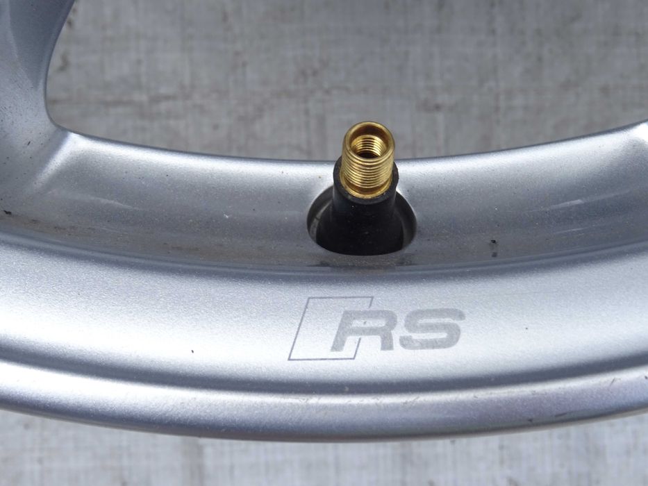 felga aluminiowa audi tt iii rs 18 '' 8s0,601025m
