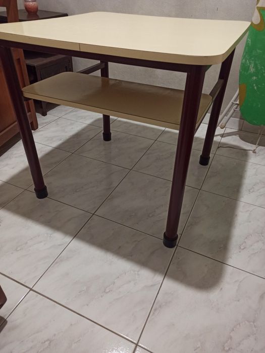 Mesa tipo secretária