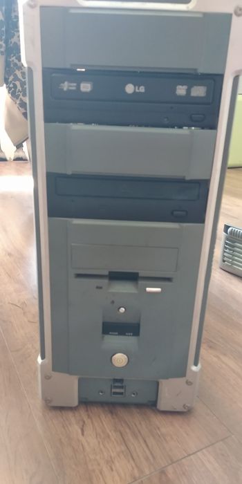 No3 komputery PC za czasów Windows XP Intel amd Pioneer HP DVD akcesor