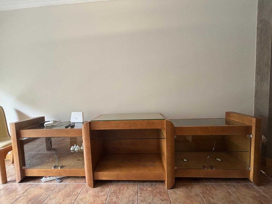 Móvel TV madeira maciça (3.00 x 0.80)