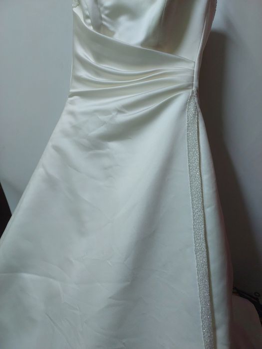 нарядное свадебное платье