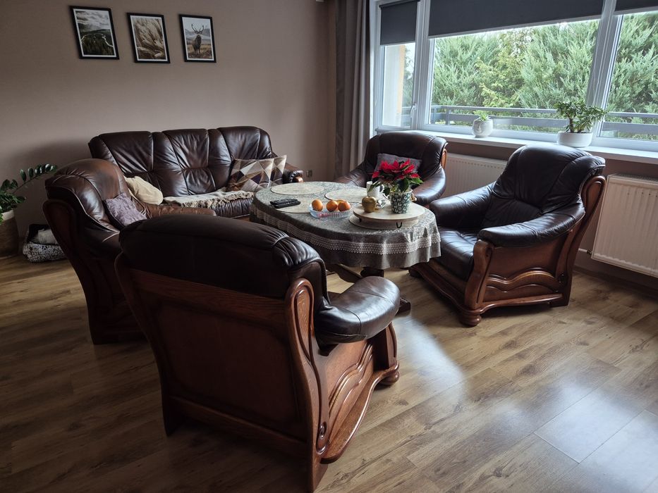 Zestaw mebli salonowych skórzanych