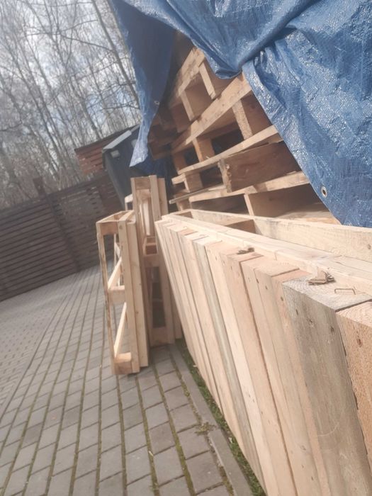 Podesty drewniane (palety)