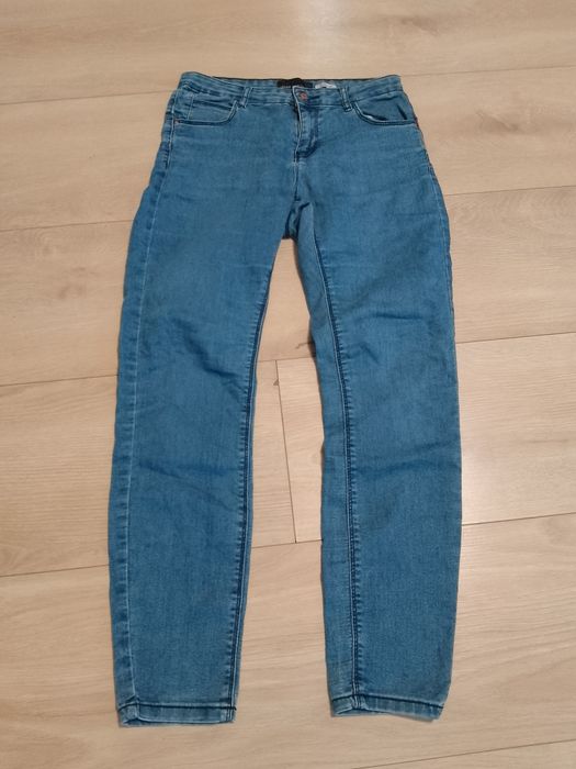 Spodnie damskie House r 36.