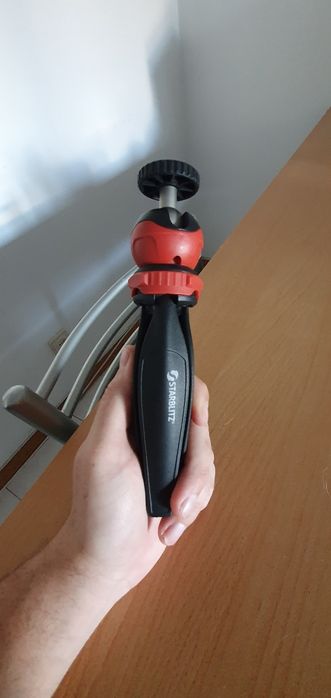 Tripé para cama ou telemóvel