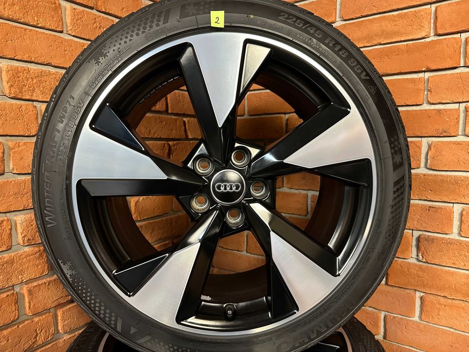 Koła Felgi 18 5x112 Audi A4 B8 B9 A6 C7 Oryginał Ładne ROTOR